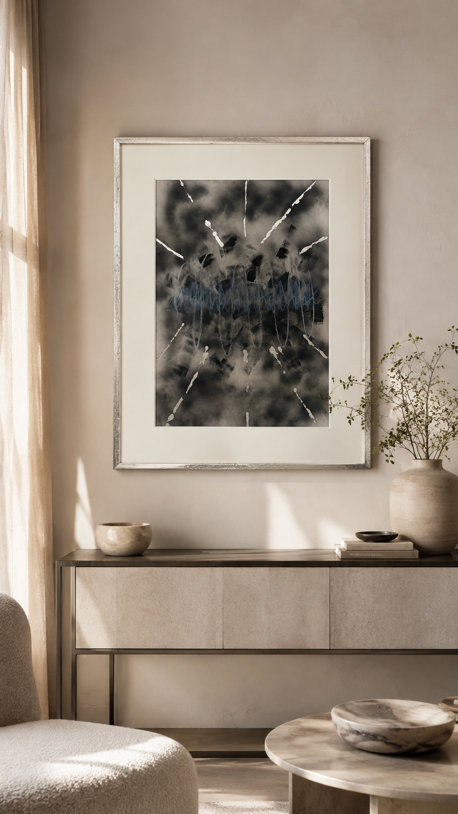 Cuadro Grises Abstractos con marco plateado, nube gris y negra cruzada por un trazo azul